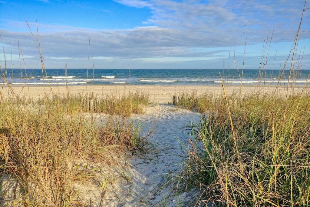 2501 S Ocean Blvd, 1017 - Ocean View Sleeps 6 Holiday home